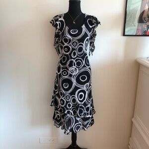 Black and White Swirl Pattern Dress
